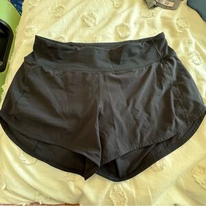 LULULEMON SPEED UP SHORT
